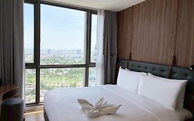 Oakwood Suites Tiwanon Bangkok